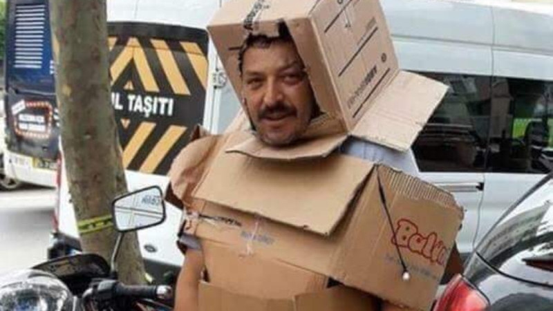Geçmiş Olsun Karton Adam 