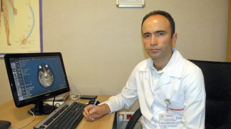 Trabzonlu Ünlü Cerrah Kaza Geçirdi Prof. Dr. Tevfik Yılmaz'ın Sağlık Durumu İyi