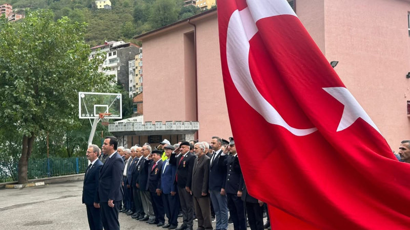 Şalpazarı’nda Gaziler Günü Töreni