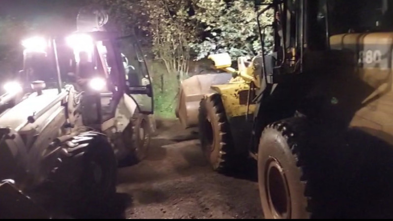 Fidanbaşı Mahallesi’nde Yol Açma Çalışmaları Devam Ediyor