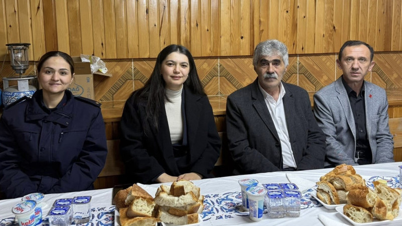 Sinlice Mahallesi’nde Geleneksel İftar Programı Düzenlendi